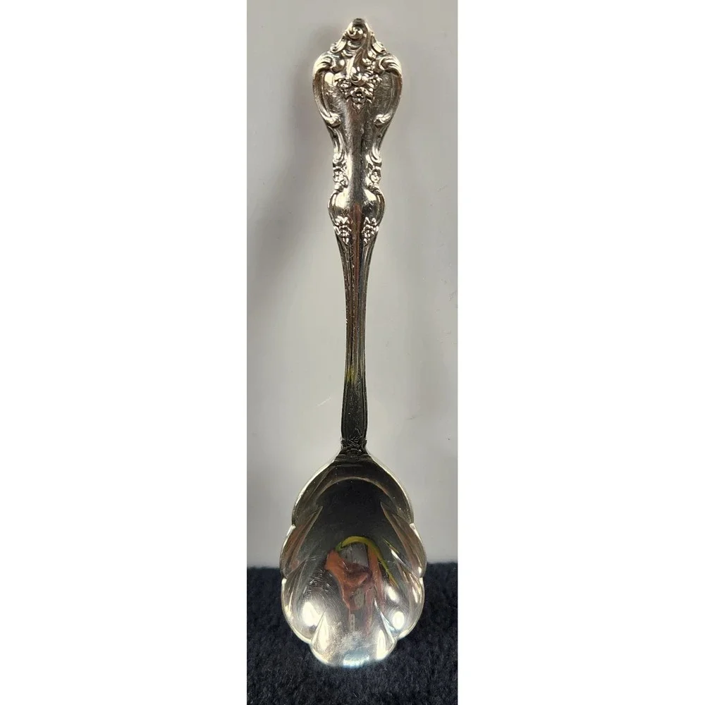 Vintage Internation Deep Silver  Scalloped Sugar Spoon Silverplated